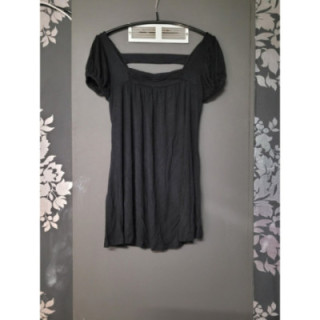 T-shirt long bande dans le dos