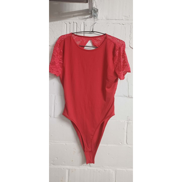Body Rouge dentelle