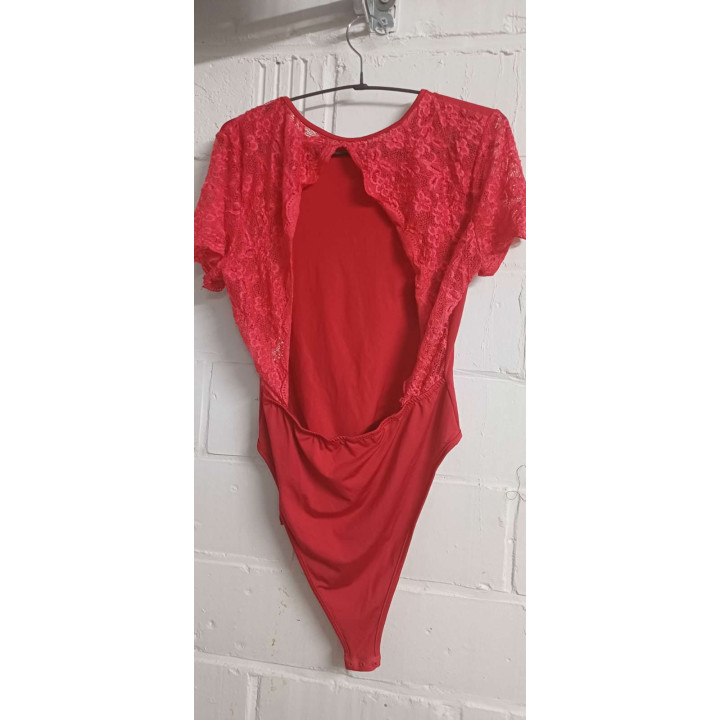 Body Rouge dentelle