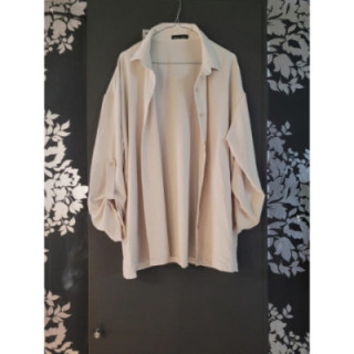 Chemise légère beige (voir short assorti)