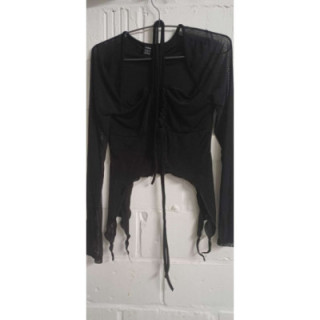 Top voile petit cordon à l'avant noir cache coeur