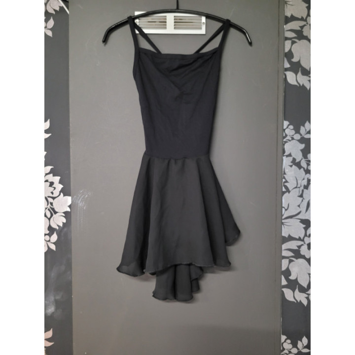 Tunique noire + jupette accrochées