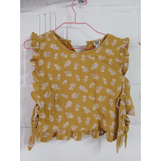Top jaune à fleurs