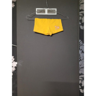 Short petites fleurs jaune