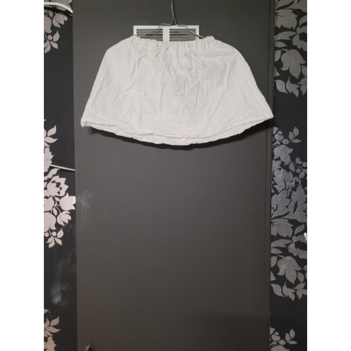 Jupe droite blanche courte (différents tissus)