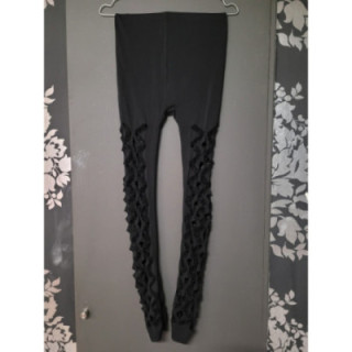 Legging troué noir (matière collante)